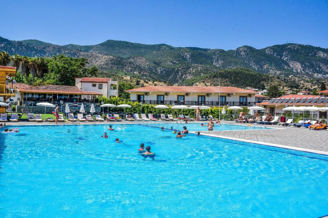 Riverside Garden Resort & Suna'S Beach Club Krini Exterior foto