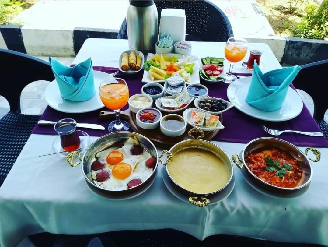 Riverside Garden Resort & Suna'S Beach Club Krini Exterior foto